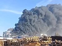 На юге России произошел взрыв на полиэфирном заводе