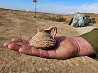 Артиллеристы-резервисты нашли в Западном Негеве византийский светильник