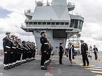 Британский авианосец может заменить в Красном море американский корабль Eisenhower