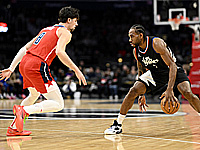 НБА. Дени Авдия набрал 13 очков.