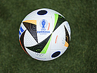 Генсек УЕФА: