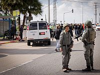 Теракт на автобусной остановке около Реэм Масмия: двое погибших, четверо раненых, стрелявший 