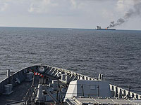 У берегов Йемена  терпит бедствие атакованный хуситами сухогруз