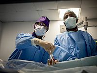 Четырехлетняя девочка проглотила монету и магниты: ее спасли в 