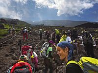 В Японии вводится плата за подъем на Фудзияму