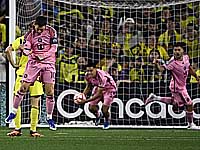 Чемпионский кубок КОНКАКАФ. Месси и Суарес спасли 