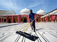 Начинается священный для мусульман месяц Рамадан. Фоторепортаж 2024 года