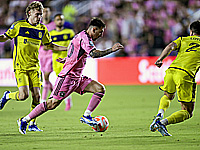 Голы Месси и Суареса вывели 