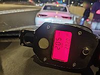 На 85-й трассе задержан водитель из Дир аль-Асада, разогнавший автомобиль до 205 км/ч