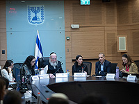 Социальные работники требуют от государства бюджеты и ставки