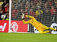 Поляки не нанесли ни одного точного удара, но вышли на Евро 2024