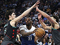 НБА. Дени Авдия набрал 15 очков. 