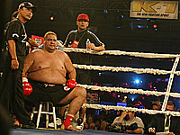 Умер легендарный сумоист Акэбоно Таро