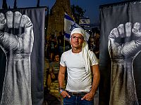 N12: один из лидеров протестов собирал деньги для пострадавших, но так и не передал им