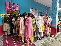 В Индии начались крупнейшие в истории парламентские выборы