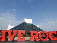 Оззи Осборн, Шер и другие: Зал славы рок-н-ролла объявил лауреатов 2024 года