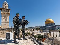 Сотни евреев поднялись в день праздника Песах на Храмовую гору, в их числе Йегуда Глик