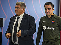 Хави останется главным тренером