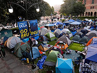 Президент UCLA обвинил 