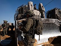 ЦАХАЛ: израильские ВВС атаковали за сутки более 150 целей в секторе Газы. Видео
