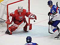 Чемпионат мира по хоккею. Словаки разгромили сборную Польши, швейцарцы - Великобритании