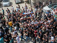 В Дженине хоронят боевиков, убитых в боях с ЦАХАЛом. Тела укрыты флагами 