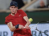 Открытый чемпионат Франции. Янник Синнер вышел в третий круг