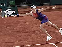 Открытый чемпионат Франции. Ига Швентек вышла в 1/8 финала