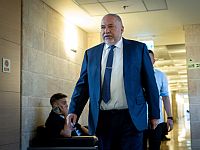 Либерман заявил, что получил предложение от Нетаниягу стать министром обороны. 