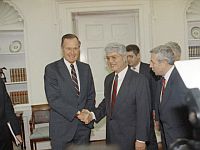 Политики прощаются с Давидом Леви: