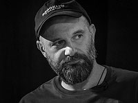 Андрей Лошак: