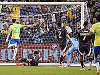 Товарищеский матч. Бразильцы победили сборную Мексики