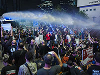 Полиция проведет внутреннее расследование по факту задержания врача на демонстрации