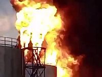 Ночью украинские БПЛА атаковали две нефтебазы и НПЗ на территории РФ