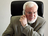 В Хевроне вскоре после выхода из тюрьмы задержан спикер парламента ПА от ХАМАСа Азиз Дуэйк