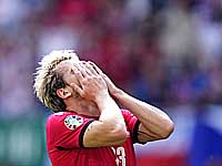 Чехи и грузины сыграли вничью. Сборная Грузии впервые набрала очко в матче Евро