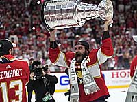 Обладателем Кубка Стэнли впервые стал клуб