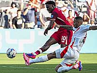 Кубок Америки. Удаление. Арбитр потерял сознание от жары. Канадцы победили перуанцев