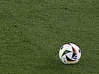 Бывших футболистов 