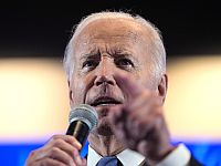 Politico: запаниковавшие демократы, возможно, будут готовы сместить Байдена