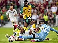 Кубок Америки. Сборная Венесуэлы победила во всех матчах группового этапа. Гол киевлянина