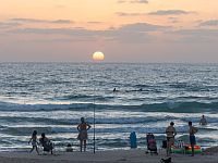 Ситуация на пляжах: жарко, уменьшилось число медуз на побережье Средиземного моря