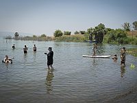 25-летний мужчина заболел менингоэнцефалитом после купания в Кинерете