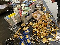 Два адвоката подозреваются в нанесении ущерба Израилю на 850 млн шекелей