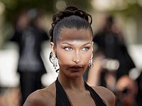 Белла Хадид: 