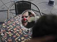 Израильские ученые: человек с возрастом становится