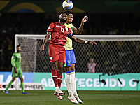 Бразильцы прервали 