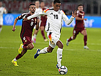 Украинцы проиграли албанцам. Немцы разгромили венгров. Результаты матчей Лиги наций