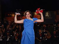 Режиссер Сара Фридланд, принимая приз в Венеции, заявила о солидарности с Газой и осудила Израиль