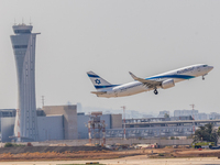 Раввину тошских хасидов запрещено покидать Израиль из-за участия в свадьбе многоженца